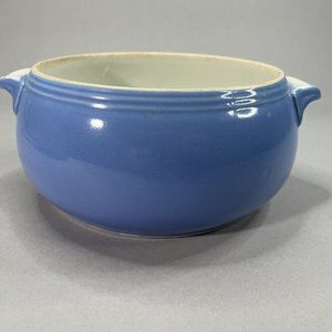Vintage Hall's Superior Cadet Blue Bean Pot / Casserole Dish 2.5 Qt No Rose